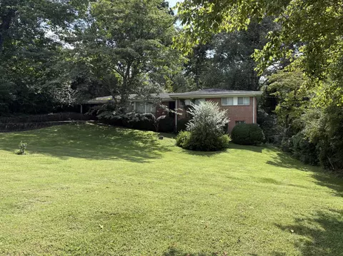 1905 Hixson Pike, Chattanooga, TN 37405
