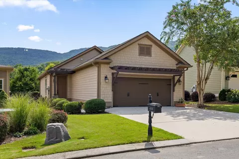 4338 Nestledown Ct, Chattanooga, TN 37419