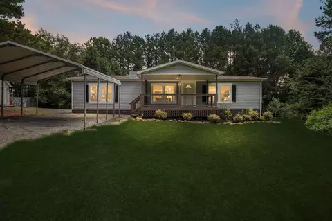279 Snyder Loop, Graysville, TN 37338