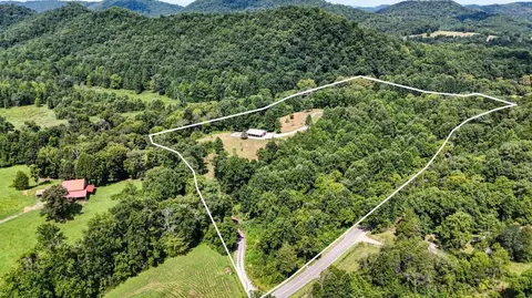 811 Belltown Rd, Tellico Plains, TN 37385