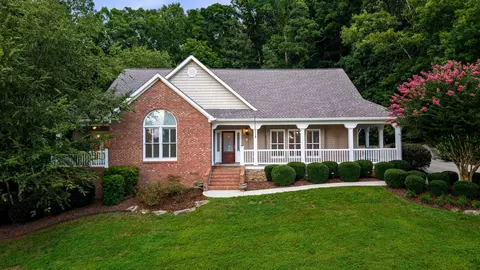 1966 Ridge Point Dr NW, Cleveland, TN 37311