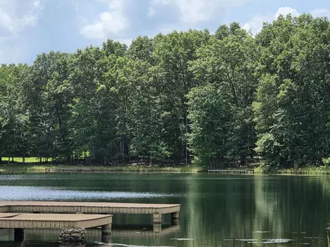 132 Camp Creek Cir, Spencer, TN 38585