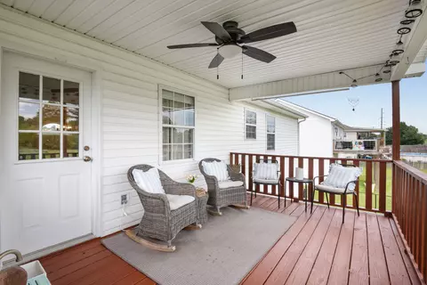 Exterior - 34 Spring Place Dr, Fort Oglethorpe, GA 30742 photo 2 of 3