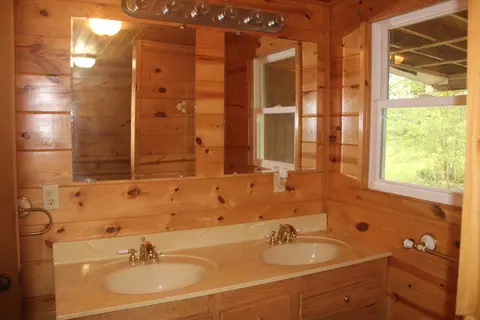 Bath - 217 Gary Ln, Ringgold, GA 30736 photo 2 of 2