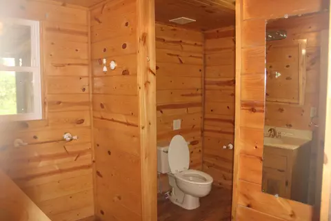 Bath - 217 Gary Ln, Ringgold, GA 30736 photo 1 of 2