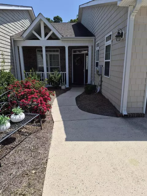 121 Hillhouse Ln, Ringgold, GA 30736