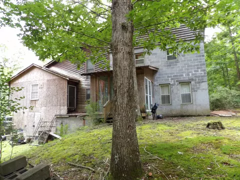 Exterior - 527 Black Mountain Mtn E, Dunlap, TN 37327 photo 3 of 24