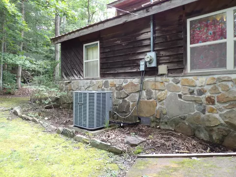 Exterior - 527 Black Mountain Mtn E, Dunlap, TN 37327 photo 5 of 24