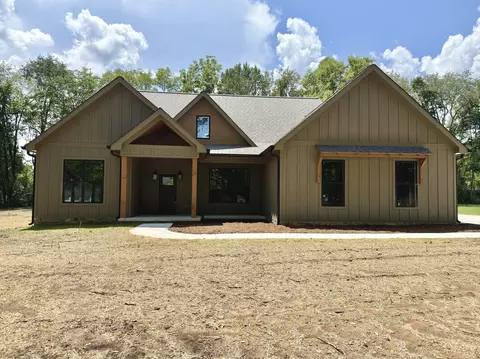 61 Britt Rd, Dunlap, TN 37327