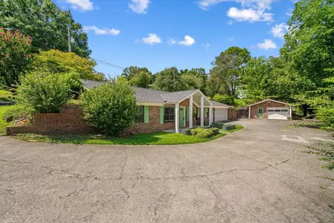Exterior - 2502 E Hillview Dr, Dalton, GA 30721 photo 1 of 11