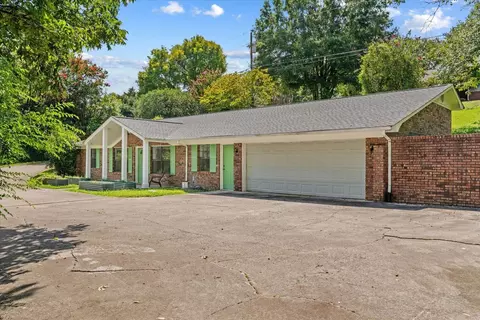 Exterior - 2502 E Hillview Dr, Dalton, GA 30721 photo 11 of 11