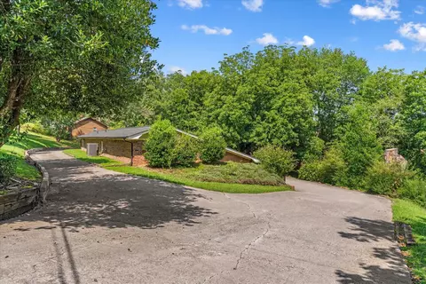 Exterior - 2502 E Hillview Dr, Dalton, GA 30721 photo 8 of 11
