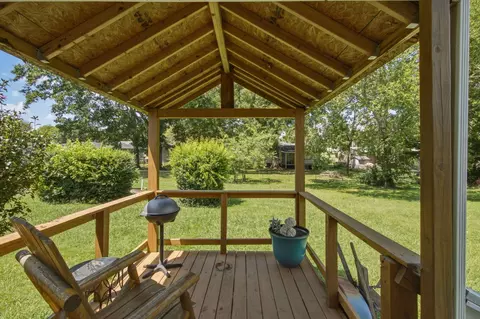 Exterior - 602 Forrest Rd, Fort Oglethorpe, GA 30742 photo 4 of 7