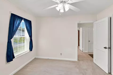 Bedroom - 602 Forrest Rd, Fort Oglethorpe, GA 30742 photo 2 of 4