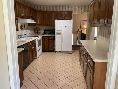 Kitchen - 5016 Silver Ln, Apison, TN 37302 photo 1 of 1