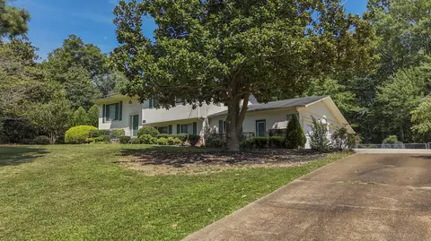 Exterior - 5016 Silver Ln, Apison, TN 37302 photo 15 of 24