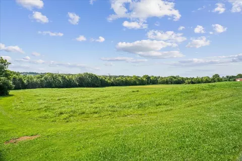 000 Old Tunnel Hill Rd, Cohutta, GA 30710