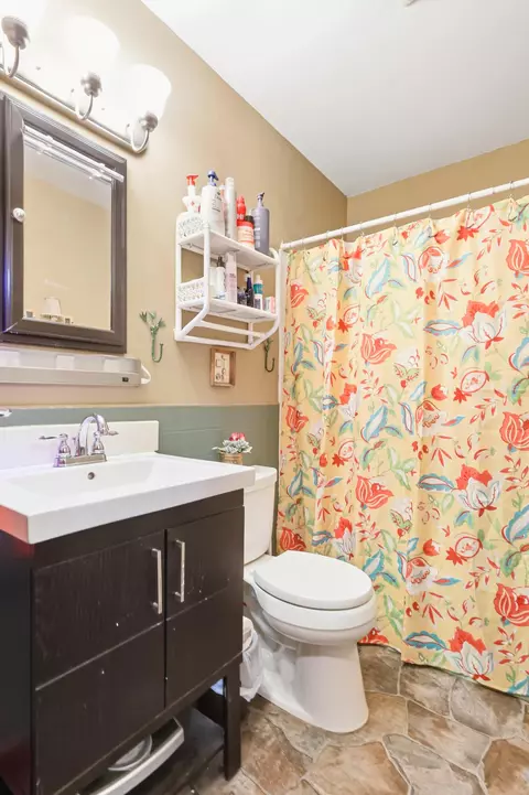 Bath - 9439 E Brainerd Rd, Chattanooga, TN 37421 photo 1 of 4