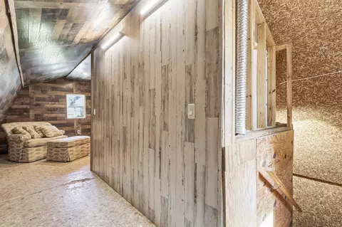 Entry Way - 9439 E Brainerd Rd, Chattanooga, TN 37421 photo 3 of 4
