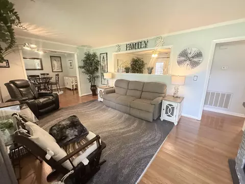 Living - 1608 Eagle Dr, Hixson, TN 37343 photo 1 of 4