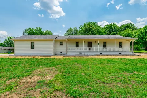 711 2nd St, South Pittsburg, TN 37380