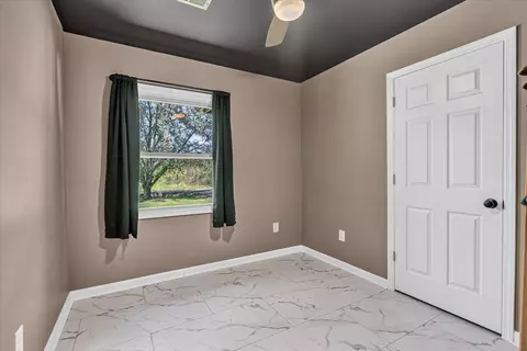 Bedroom - 258 E Hills Rd, Jasper, TN 37347 photo 3 of 3