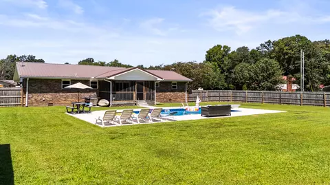 Exterior - 118 Graham Cir, Rock Spring, GA 30739 photo 6 of 10