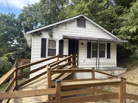 112 Lawn St, Chattanooga, TN 37405