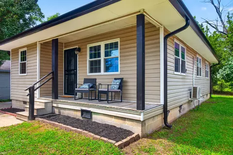 513 W Gordon Ave, Rossville, GA 30741