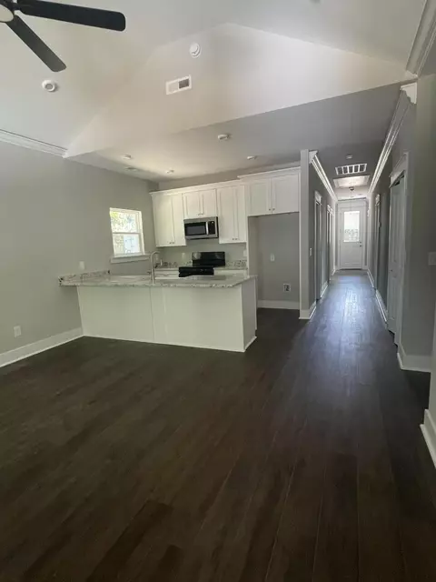 Entry Way - 10 Charles Dr, Chattanooga, TN 37421 photo 1 of 2