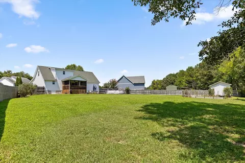 Exterior - 159 Spring Wind Cir, Ringgold, GA 30736 photo 6 of 10