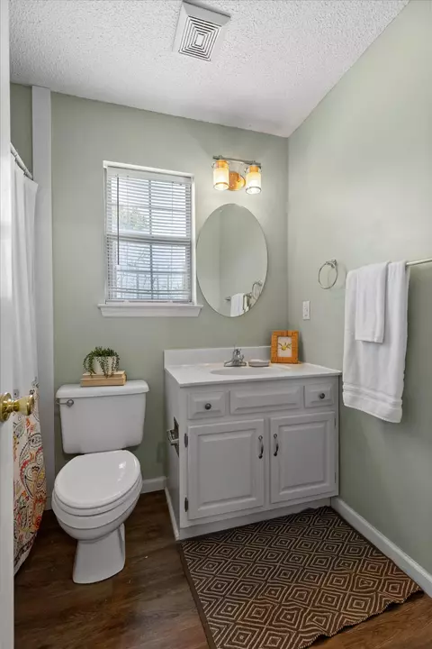 Bath - 159 Spring Wind Cir, Ringgold, GA 30736 photo 1 of 3