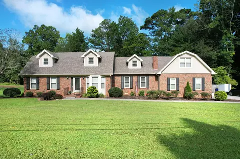 725 Everhart Dr NW, Cleveland, TN 37311