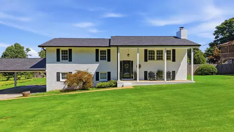 262 W Reed Rd, Lafayette, GA 30728