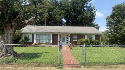 308 S Cherokee St, Lafayette, GA 30728