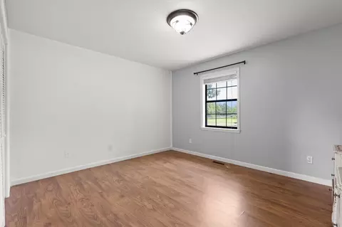 Bedroom - 481 Mcdowell Rd, Dunlap, TN 37327 photo 4 of 4
