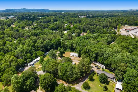 View/Area - 2815 Lyle Ln, Dalton, GA 30721 photo 5 of 10