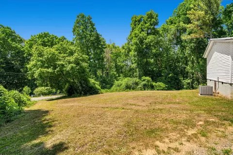 Exterior - 2815 Lyle Ln, Dalton, GA 30721 photo 6 of 8