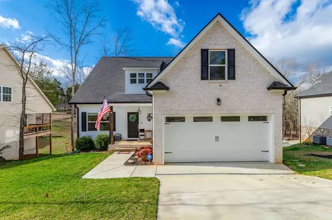7273 Ron Rd, Ooltewah, TN 37363