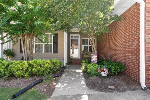 Exterior - 1507 Calloway Dr, Dalton, GA 30721 photo 3 of 8