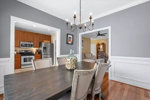 Dining - 1507 Calloway Dr, Dalton, GA 30721 photo 2 of 2