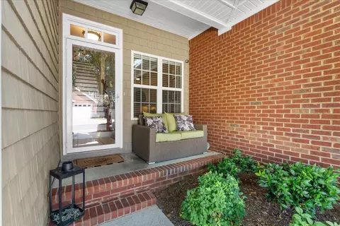 Exterior - 1507 Calloway Dr, Dalton, GA 30721 photo 4 of 8