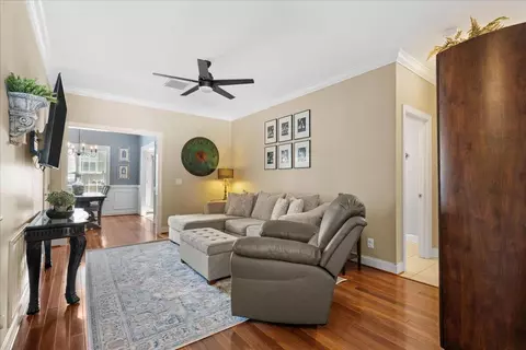 Living - 1507 Calloway Dr, Dalton, GA 30721 photo 2 of 3