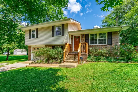 710 Ogrady Dr, Chattanooga, TN 37419
