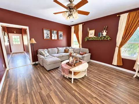 1155 Nellie Head Rd, Tunnel Hill, GA 30755
