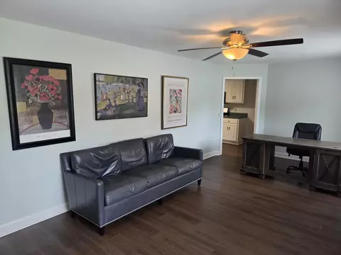 Living - 636 Pine Brow Trl, Chattanooga, TN 37421 photo 2 of 2