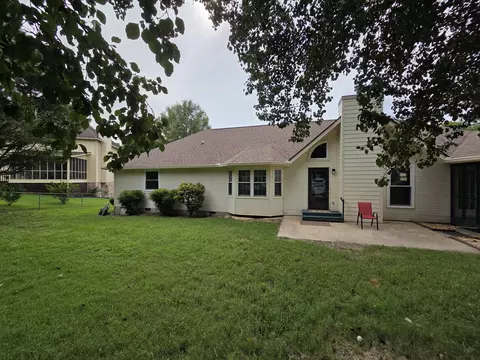 Exterior - 636 Pine Brow Trl, Chattanooga, TN 37421 photo 5 of 8