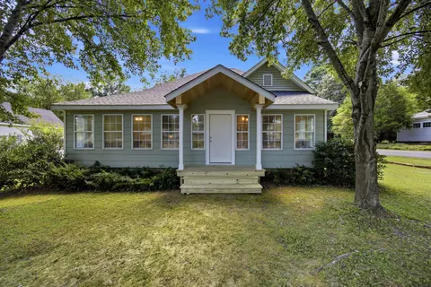 302 E Villanow St, Lafayette, GA 30728