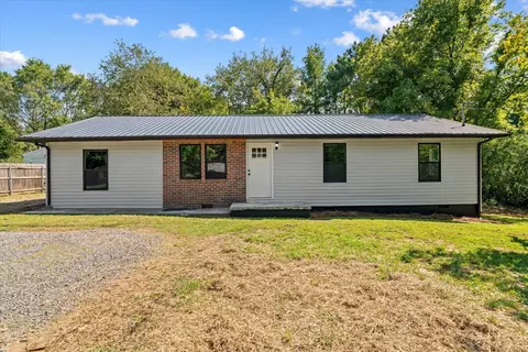 2005 Watergate Ln, Tunnel Hill, GA 30755
