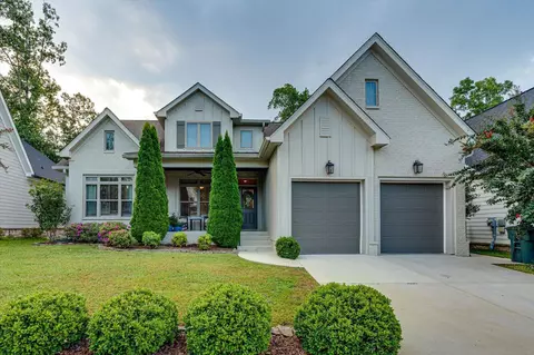 555 Alston Dr, Chattanooga, TN 37419